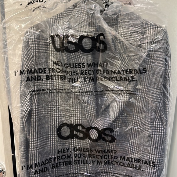 ASOS DESIGN oversized overcoat in gray check (brand new) - Picture 4 of 5